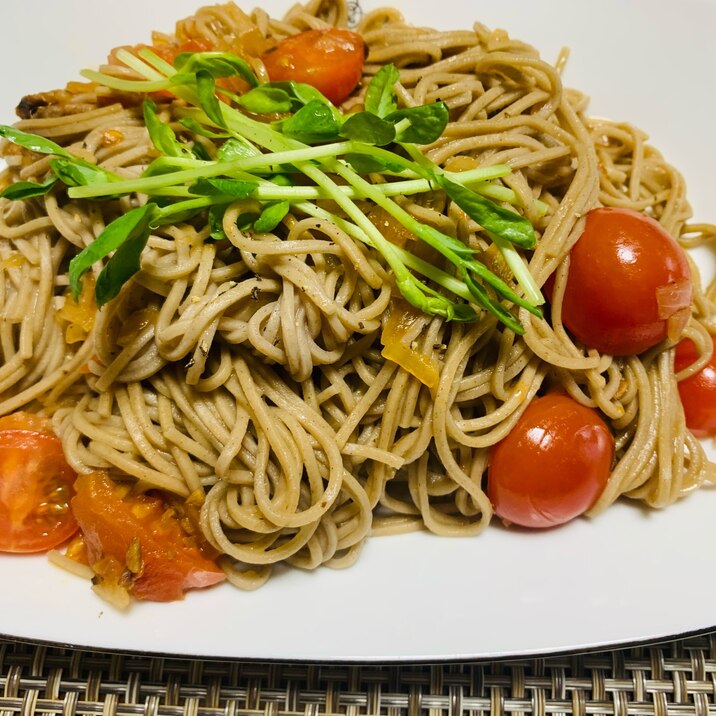 アンチョビトマトのパスタ風お蕎麦